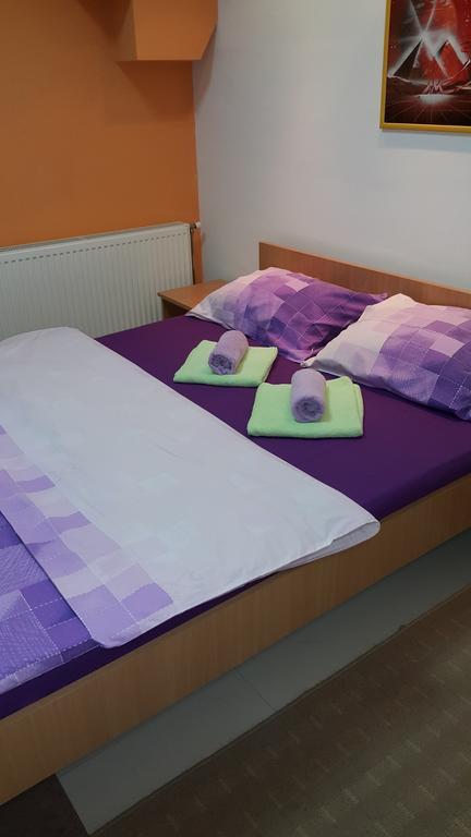 Hostel Paparazzo & Apartmens Kikinda Exteriér fotografie